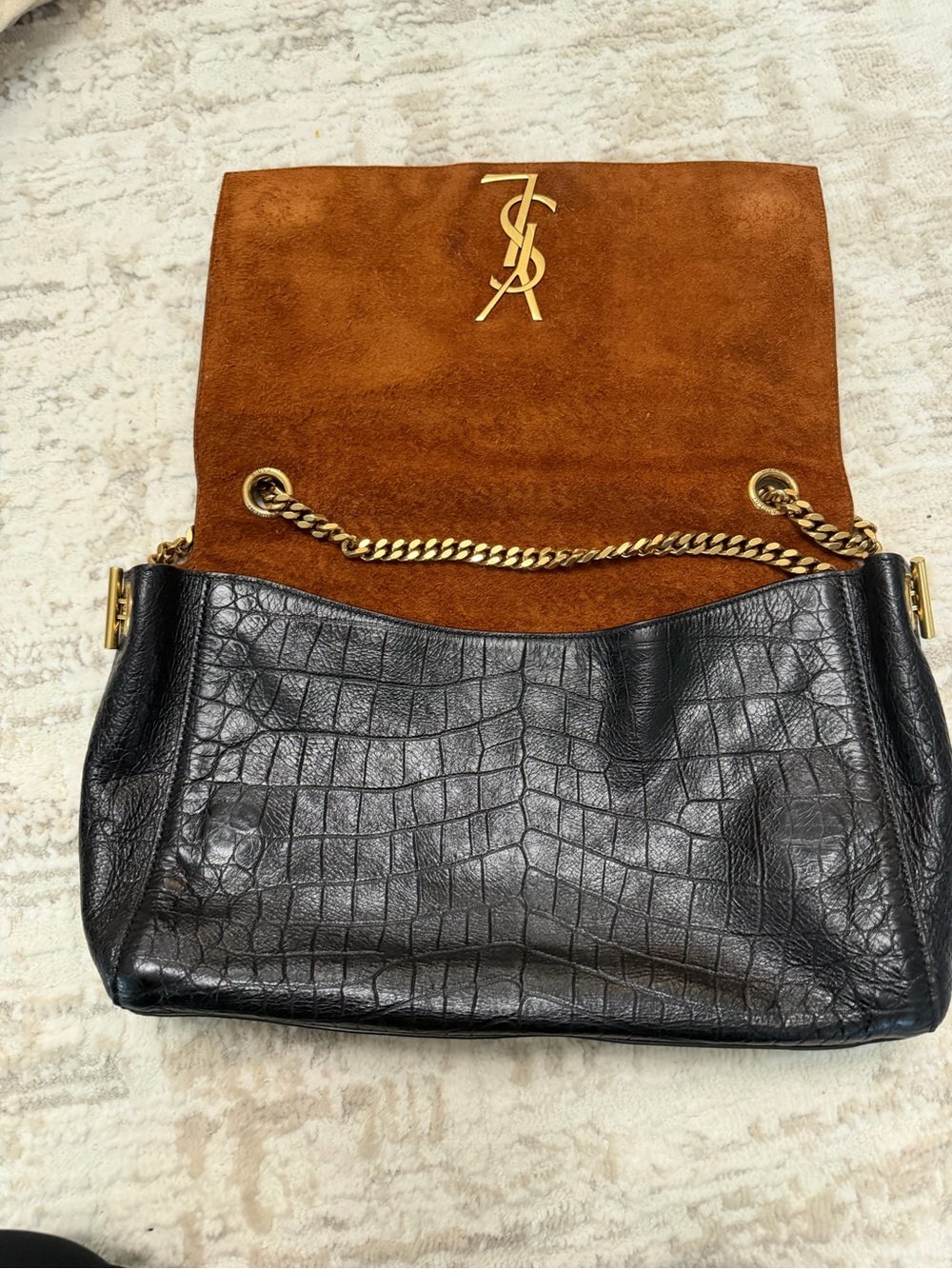YSL Kate Medium Reversible Shoulder Bag in Croc Embossed Leather and Suede - Picture 12 of 16